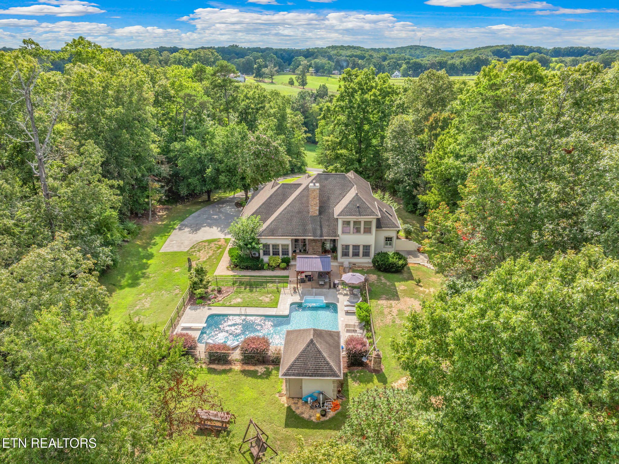 2572 Little Valley Rd
