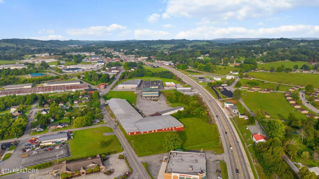 Photo of 810 Main St, New Tazewell, TN 37825 (MLS # 1239317)