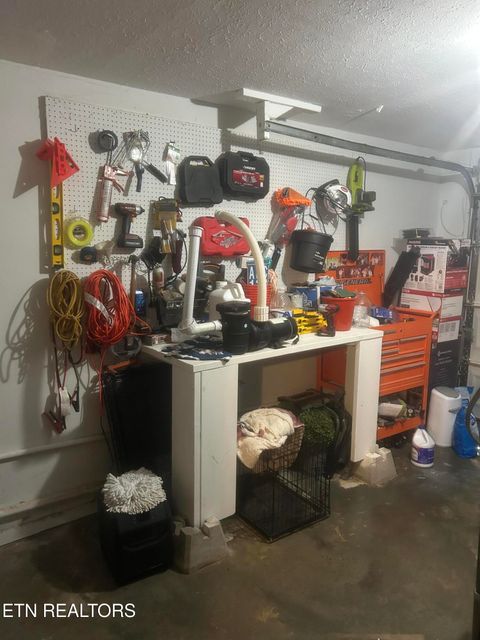 Tiny photo for 667 Hassler Mill Rd, Harriman, TN 37748 (MLS # 1322895)