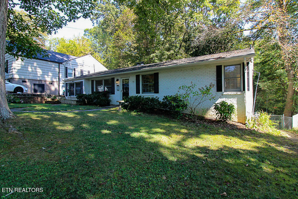 542 SW Noelton Drive