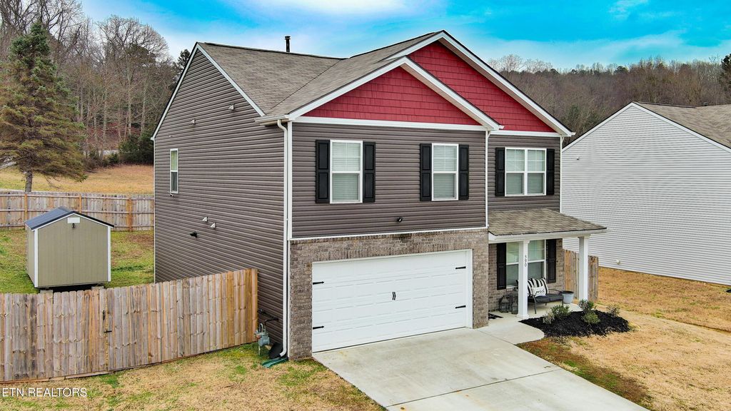 Photo of 590 Reserve Way, Dandridge, TN 37725 (MLS # 1289830)