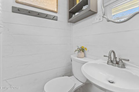 Tiny photo for 9200 Burchfield Drive, Oak Ridge, TN 37830 (MLS # 1331055)