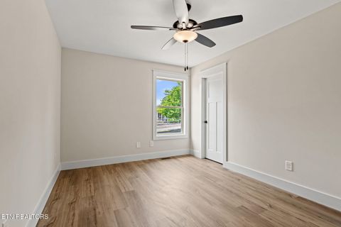 Tiny photo for 518 Blockhouse Valley Rd, Clinton, TN 37716 (MLS # 1340416)