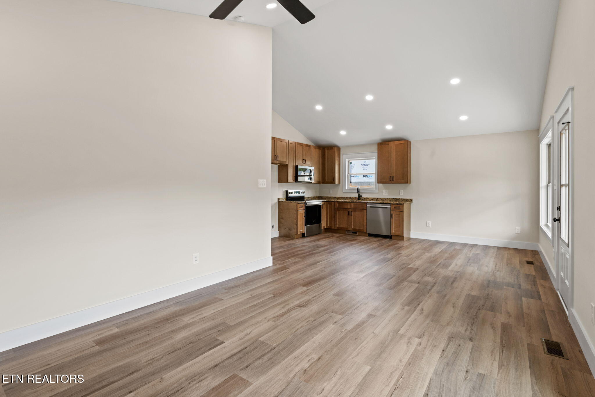 518 Blockhouse Valley Rd