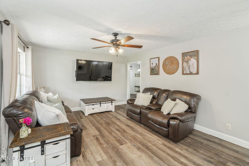 Photo of 525 Monroe St, Madisonville, TN 37354 (MLS # 1300365)