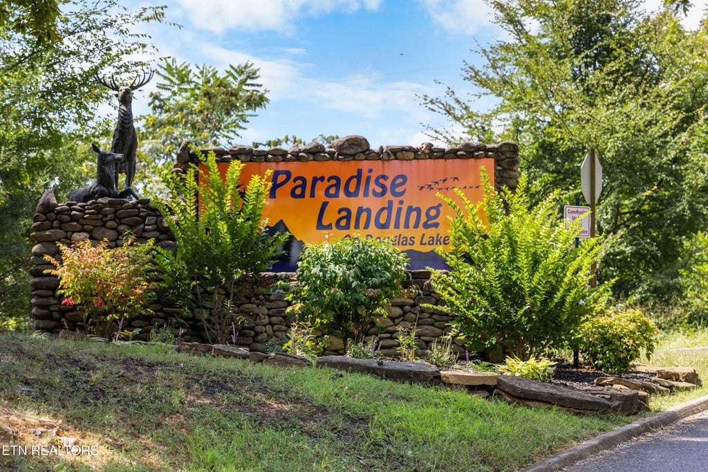 Photo of 00 Last Chance Rd, Dandridge, TN 37725 (MLS # 1354613)