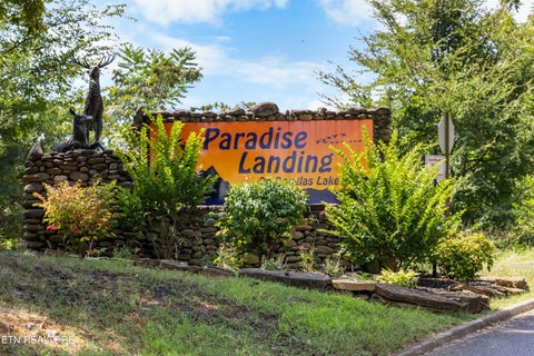 Photo of 00 Last Chance Rd, Dandridge, TN 37725 (MLS # 1354613)