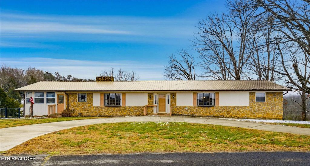 Photo of 1827 Lowery Drive, New Market, TN 37820 (MLS # 1329569)