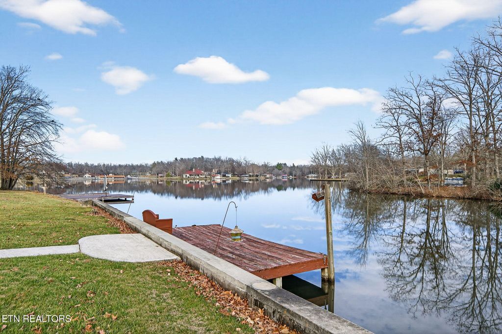 Photo of 124 Peace Pipe Bnd Bnd, Crossville, TN 38572 (MLS # 1330024)