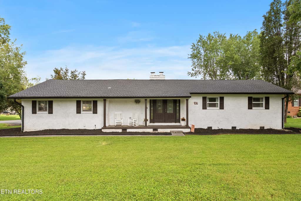 Photo of 913 W Beaver Creek Drive, Powell, TN 37849 (MLS # 1352776)