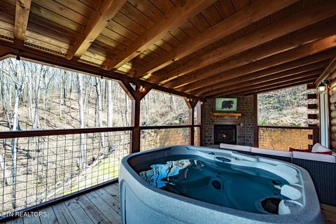 Tiny photo for 922 Statham Way #3, Gatlinburg, TN 37738 (MLS # 1349448)