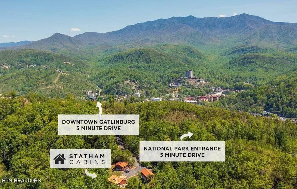 Photo of 922 Statham Way #3, Gatlinburg, TN 37738 (MLS # 1349448)