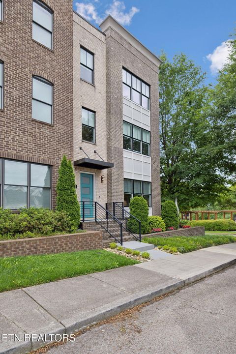 Photo of 9432 Clingmans Dome Drive, Knoxville, TN 37922 (MLS # 1319153)