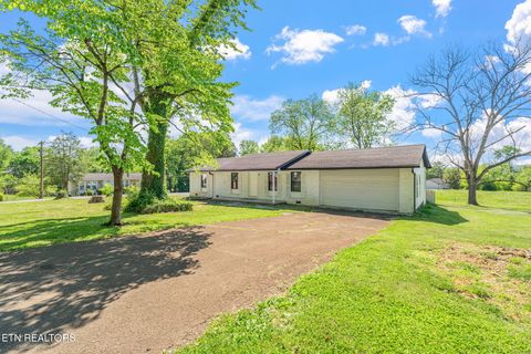 Photo of 201 Wakefield Rd, Knoxville, TN 37922 (MLS # 1337876)