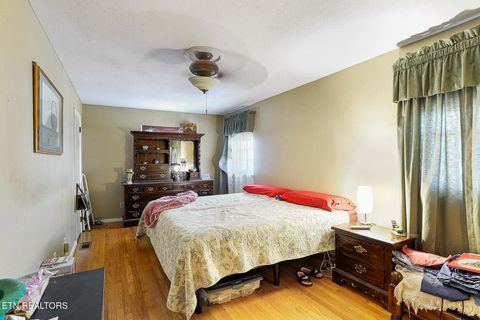 Tiny photo for 6521 Kanuga Drive, Knoxville, TN 37912 (MLS # 1325352)