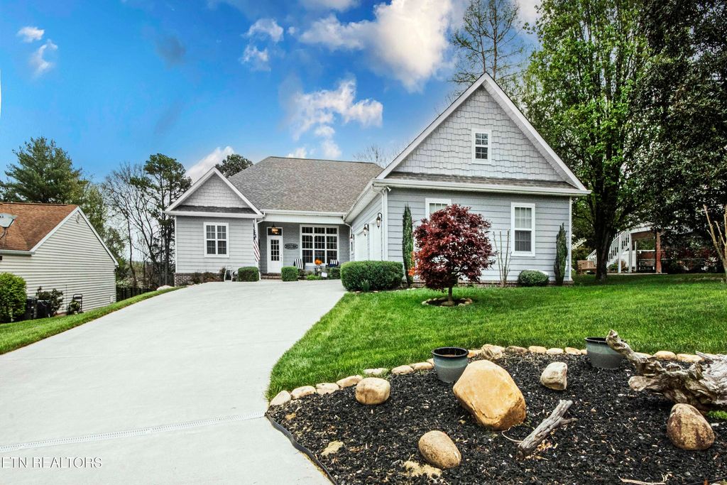 Photo of 113 Inola Place, Loudon, TN 37774 (MLS # 1335333)