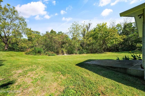 Tiny photo for 1832 Amherst Rd, Knoxville, TN 37909 (MLS # 1358353)