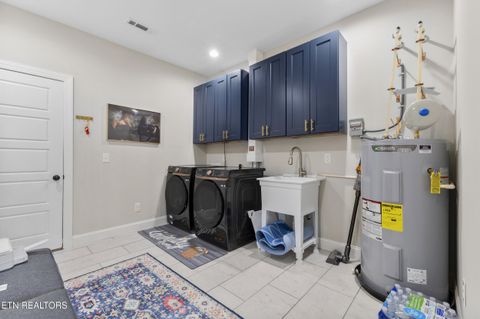 Tiny photo for 2579 Shoreline Vis, Morristown, TN 37814 (MLS # 1318709)