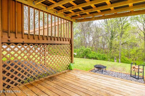 Tiny photo for 409 W 5th Ave, Lenoir City, TN 37771 (MLS # 1348773)