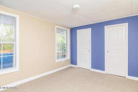 Tiny photo for 409 W 5th Ave, Lenoir City, TN 37771 (MLS # 1348773)