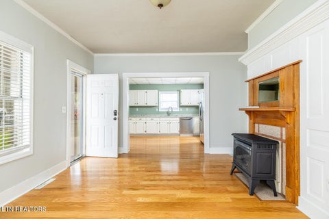 Tiny photo for 409 W 5th Ave, Lenoir City, TN 37771 (MLS # 1348773)
