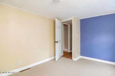 Tiny photo for 409 W 5th Ave, Lenoir City, TN 37771 (MLS # 1348773)