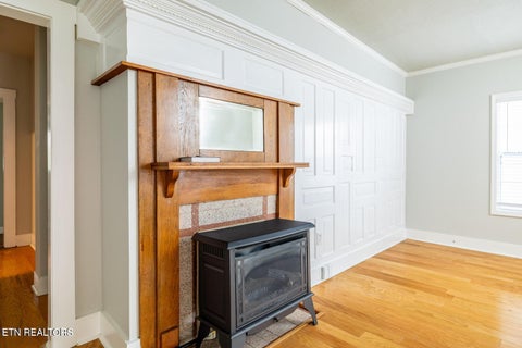 Tiny photo for 409 W 5th Ave, Lenoir City, TN 37771 (MLS # 1348773)