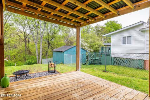 Tiny photo for 409 W 5th Ave, Lenoir City, TN 37771 (MLS # 1348773)