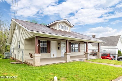 Tiny photo for 409 W 5th Ave, Lenoir City, TN 37771 (MLS # 1348773)