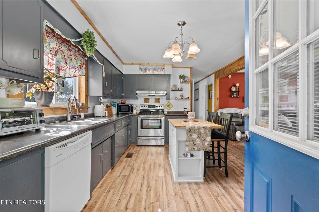 Photo of 112 County Rd 339, Sweetwater, TN 37874 (MLS # 1315300)