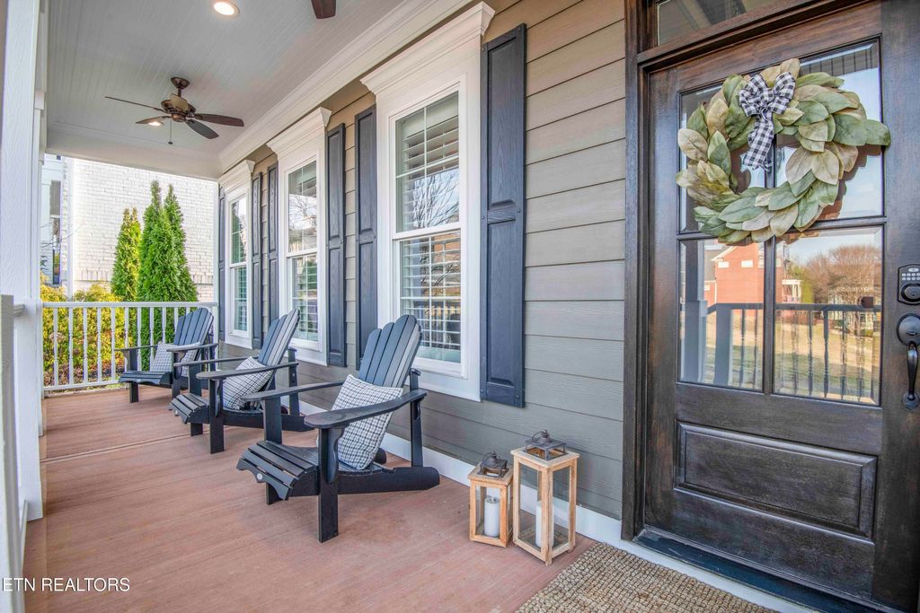 Photo of 527 Colonial Ridge Lane, Knoxville, TN 37934 (MLS # 1329972)