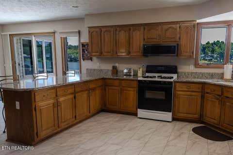Tiny photo for 8819 Cherokee Tr, Crossville, TN 38572 (MLS # 1349645)