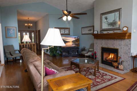 Tiny photo for 8819 Cherokee Tr, Crossville, TN 38572 (MLS # 1349645)