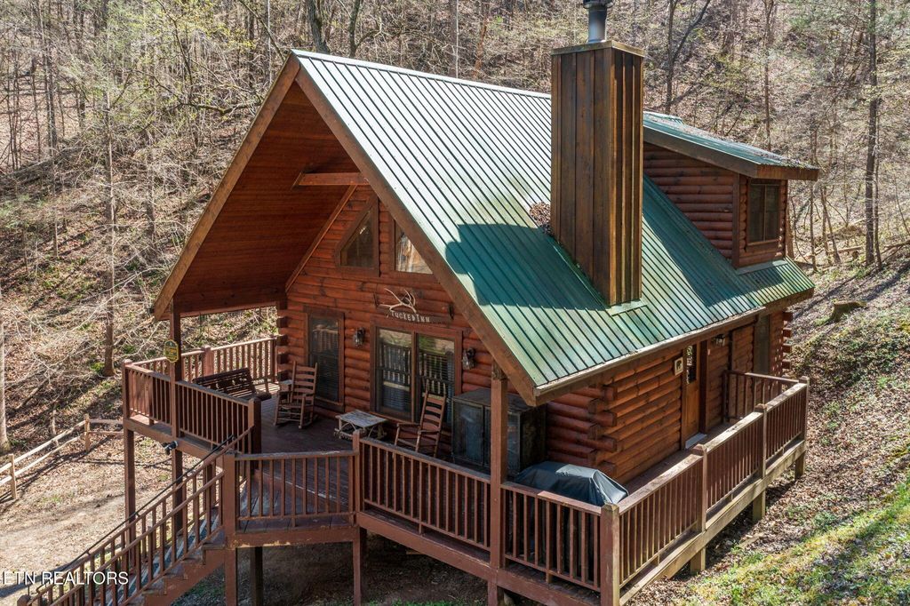 Photo of 2244 Valley Mountain Way #2244 &amp; 2246, Sevierville, TN 37862 (MLS # 1335603)