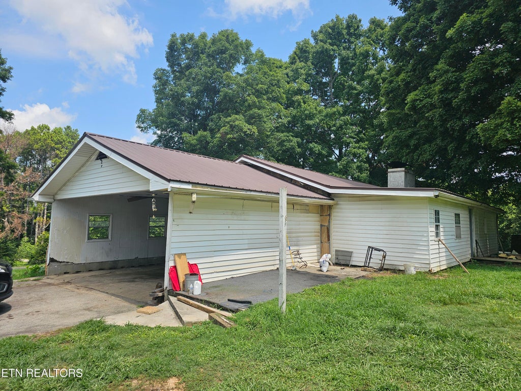 Photo of 158 County Road 315, Sweetwater, TN 37874 (MLS # 1351478)
