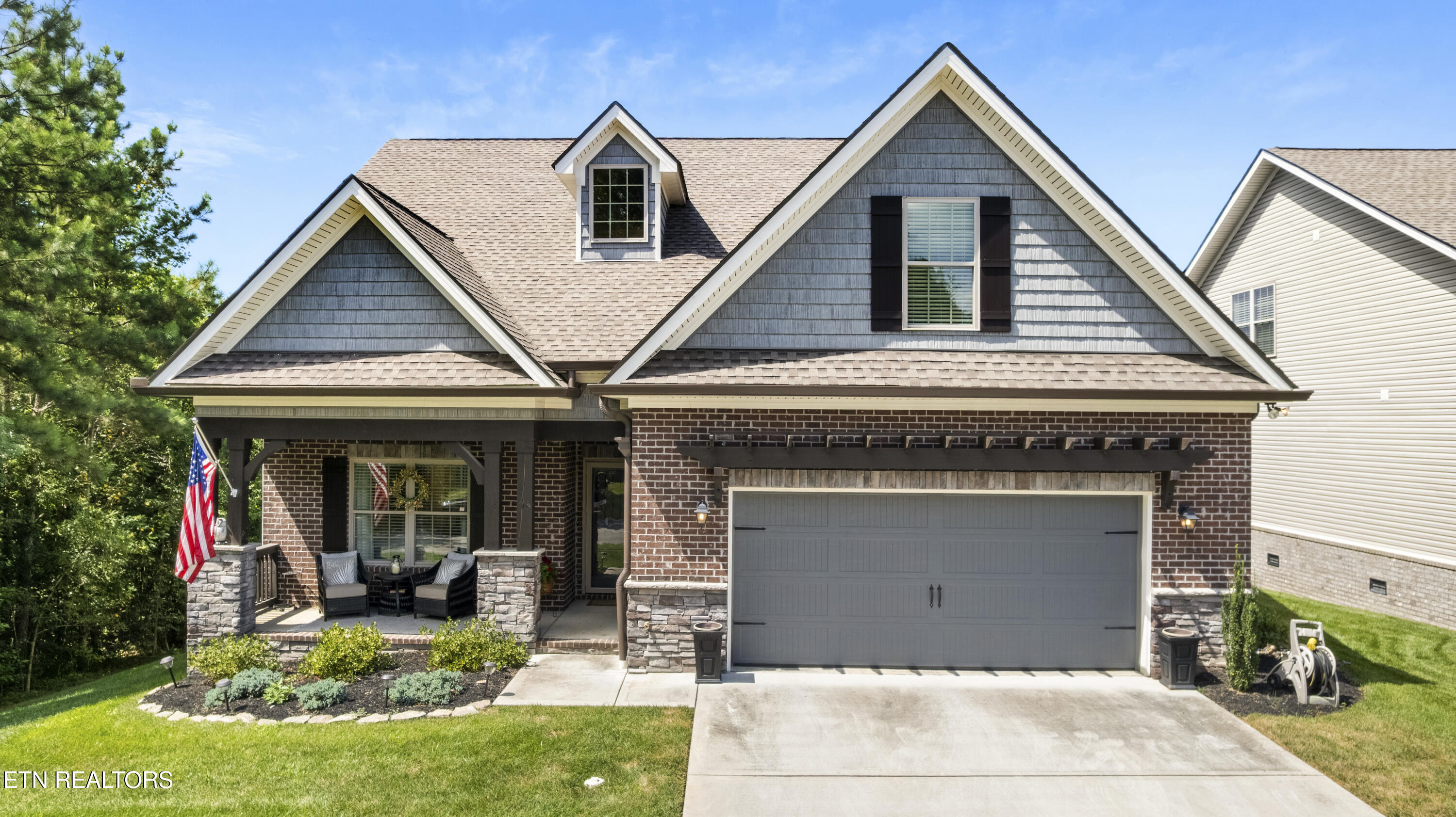 103 Chalmette Way