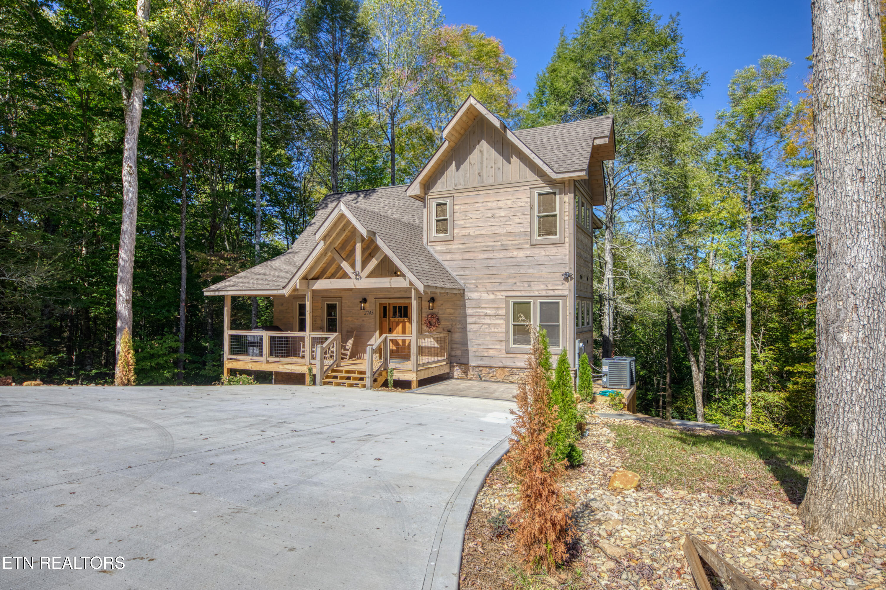 2743 Owls Cove Way