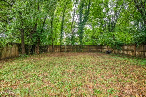 Tiny photo for 1616 Wallace St, Knoxville, TN 37921 (MLS # 1356416)