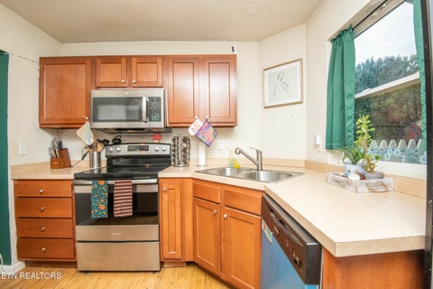 Tiny photo for 1616 Wallace St, Knoxville, TN 37921 (MLS # 1356416)