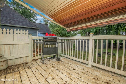 Tiny photo for 1616 Wallace St, Knoxville, TN 37921 (MLS # 1356416)