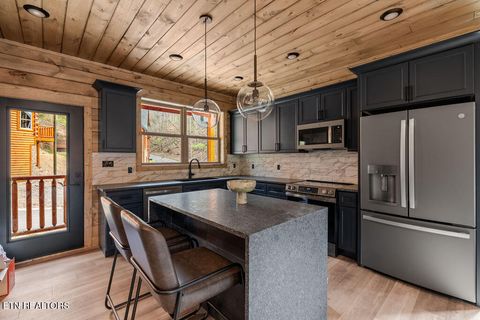 Tiny photo for 2104 Valley Creek Way, Pigeon Forge, TN 37862 (MLS # 1334850)