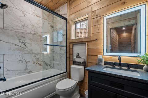 Tiny photo for 2104 Valley Creek Way, Pigeon Forge, TN 37862 (MLS # 1334850)