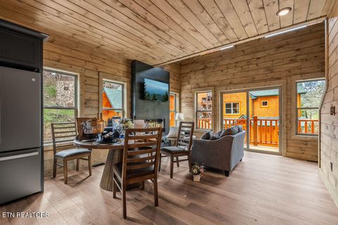 Tiny photo for 2104 Valley Creek Way, Pigeon Forge, TN 37862 (MLS # 1334850)