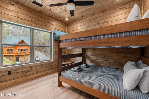 Tiny photo for 2104 Valley Creek Way, Pigeon Forge, TN 37862 (MLS # 1334850)