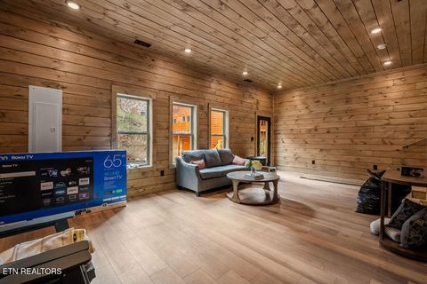 Tiny photo for 2104 Valley Creek Way, Pigeon Forge, TN 37862 (MLS # 1334850)