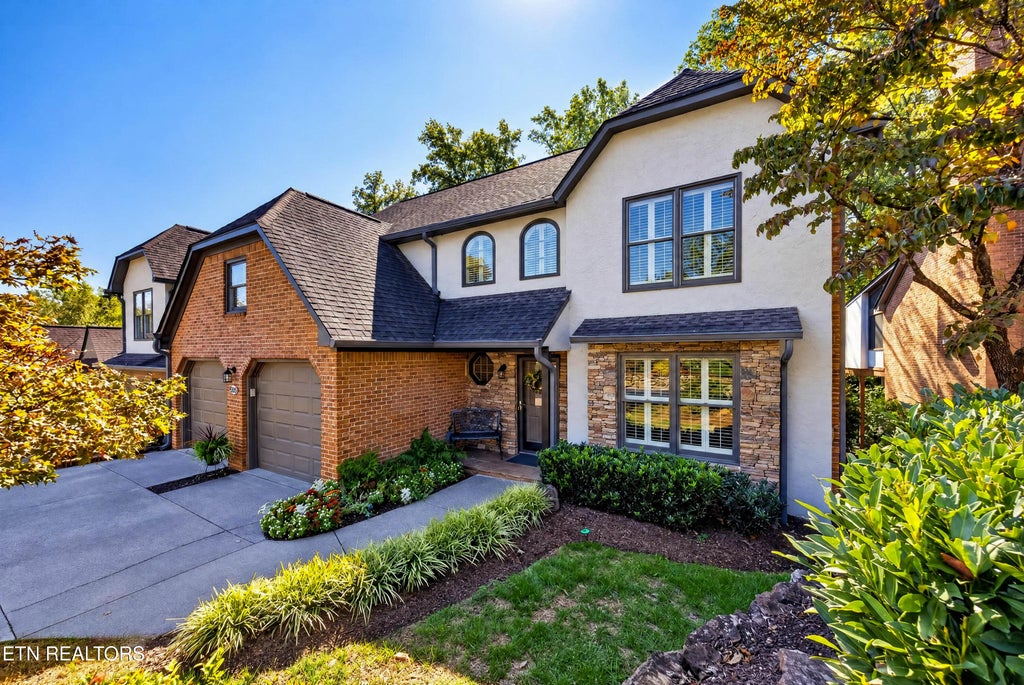 Photo of 935 Ethans Glen Drive, Knoxville, TN 37923 (MLS # 1359471)