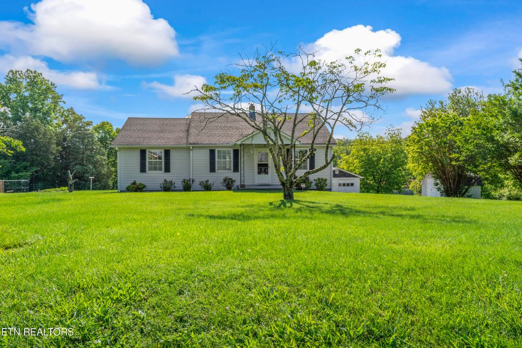 Photo of 7518 Clapps Chapel Rd, Corryton, TN 37721 (MLS # 1304853)