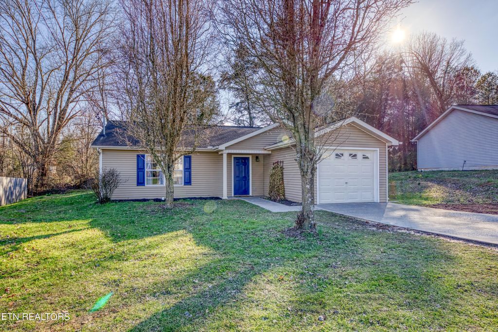 Photo of 7634 Stonewood Creek Drive, Corryton, TN 37721 (MLS # 1254851)