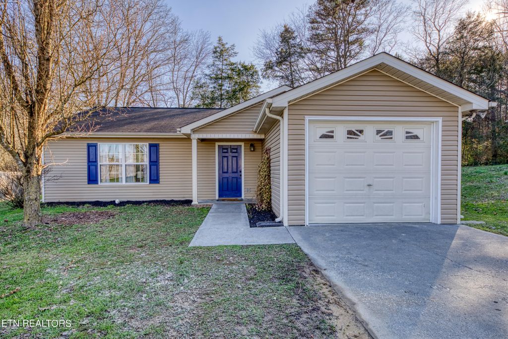 Photo of 7634 Stonewood Creek Drive, Corryton, TN 37721 (MLS # 1254851)