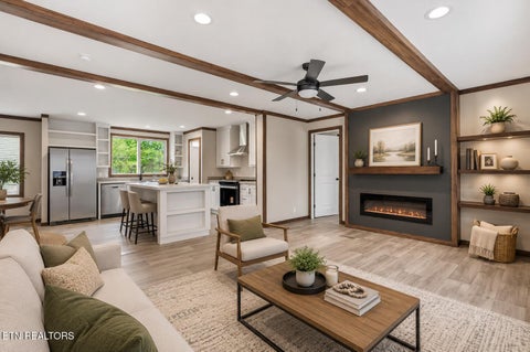 Tiny photo for 9 Hamilton Ave, Englewood, TN 37329 (MLS # 1347928)